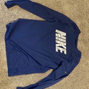 Nike extra large long sleeve